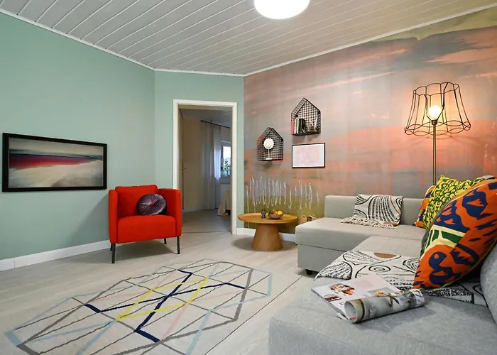 Ferienwohnung トレブル